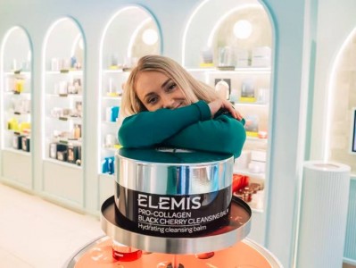 F1学院领军人物JESSICA HAWKINS出任ELEMIS品牌大使 